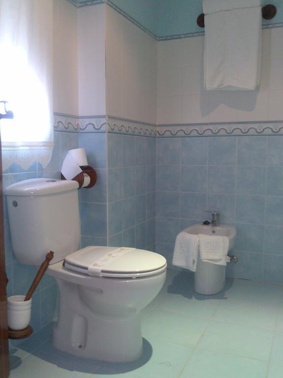 Hostal Rural La Casa Verde Челес Номер фото