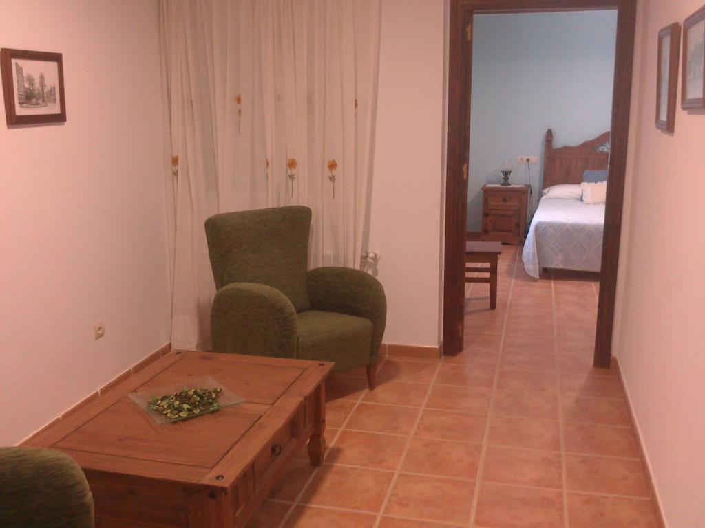 Hostal Rural La Casa Verde Челес Номер фото
